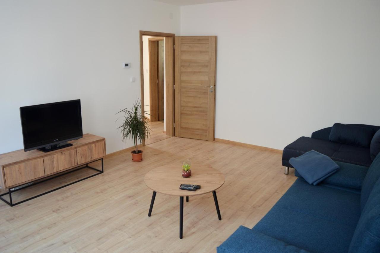 Apartman U Maleho Jezu 捷克布杰约维采 外观 照片